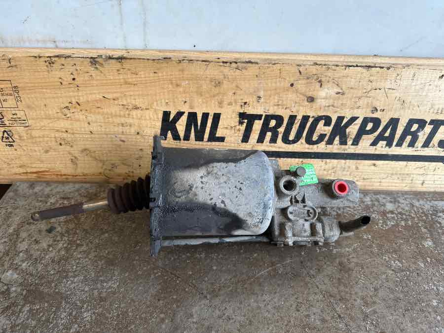 MAN CLUCH BOOSTER 81.30725-6116 - 变速箱及其零件 适用于 卡车:图1 MAN CLUCH BOOSTER 81.30725-6116 - 变速箱及其零件 适用于 卡车:图1