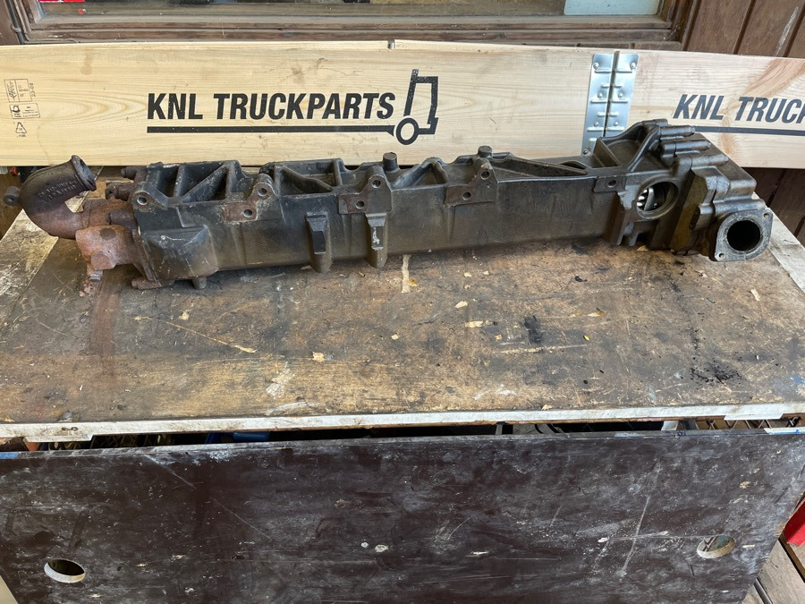 MAN EGR COOLER 51.08100-7157 - 发动机及其零件 适用于 卡车:图2 MAN EGR COOLER 51.08100-7157 - 发动机及其零件 适用于 卡车:图2