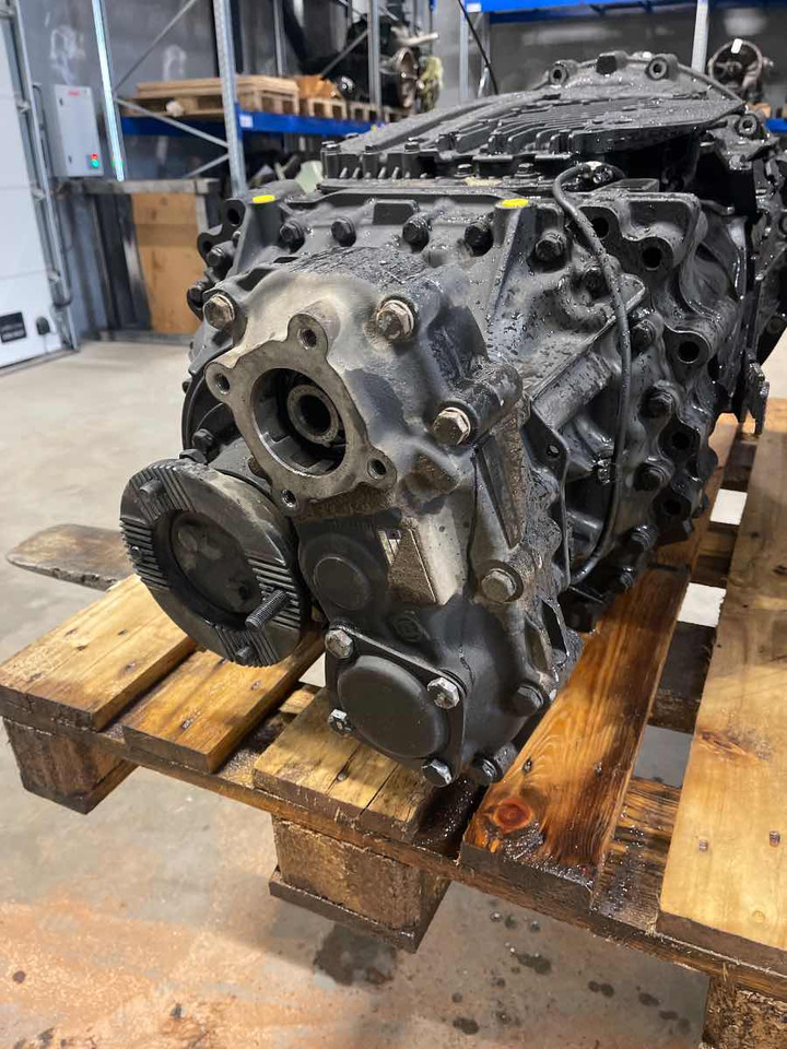 MAN GEARBOX 12TX2820 TO // 81.32004-6410 - 变速箱 适用于 卡车:图1 MAN GEARBOX 12TX2820 TO // 81.32004-6410 - 变速箱 适用于 卡车:图1