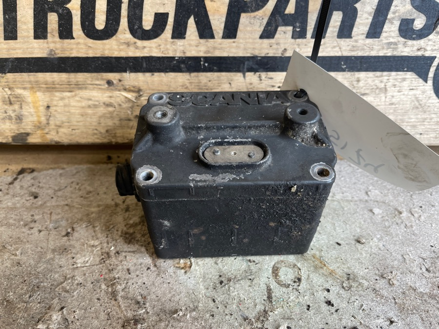 MAN OPTICRUISE VALVE 81.32688-0009 - 变速箱及其零件 适用于 卡车:图1 MAN OPTICRUISE VALVE 81.32688-0009 - 变速箱及其零件 适用于 卡车:图1