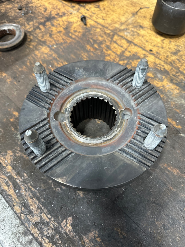 MAN OUTPUT FLANGE 81.39115-0525 - 变速箱及其零件 适用于 卡车:图1 MAN OUTPUT FLANGE 81.39115-0525 - 变速箱及其零件 适用于 卡车:图1