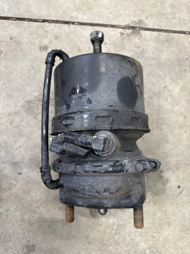 MAN REAR BRAKE CYLINDER 81.50410-6583 - 制动缸 适用于 卡车:图1 MAN REAR BRAKE CYLINDER 81.50410-6583 - 制动缸 适用于 卡车:图1
