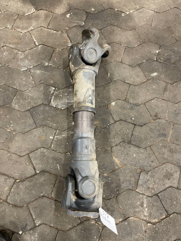 MERCEDES PROPSHAFT A3894103302 - 螺旋桨轴 适用于 卡车:图1 MERCEDES PROPSHAFT A3894103302 - 螺旋桨轴 适用于 卡车:图1
