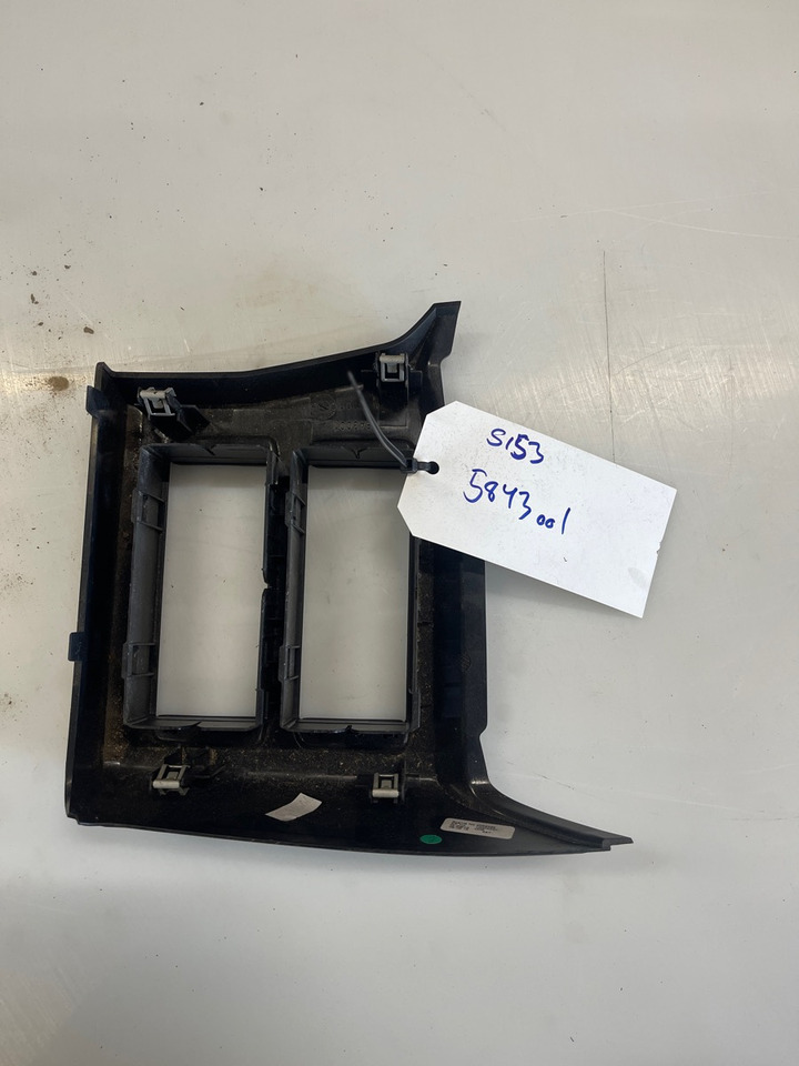 SCANIA PANEL 2084596 - 驾驶室和内部 适用于 卡车:图1 SCANIA PANEL 2084596 - 驾驶室和内部 适用于 卡车:图1