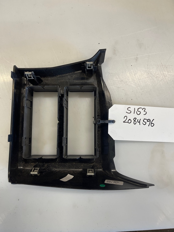 SCANIA PANEL 2084596 - 驾驶室和内部 适用于 卡车:图3 SCANIA PANEL 2084596 - 驾驶室和内部 适用于 卡车:图3