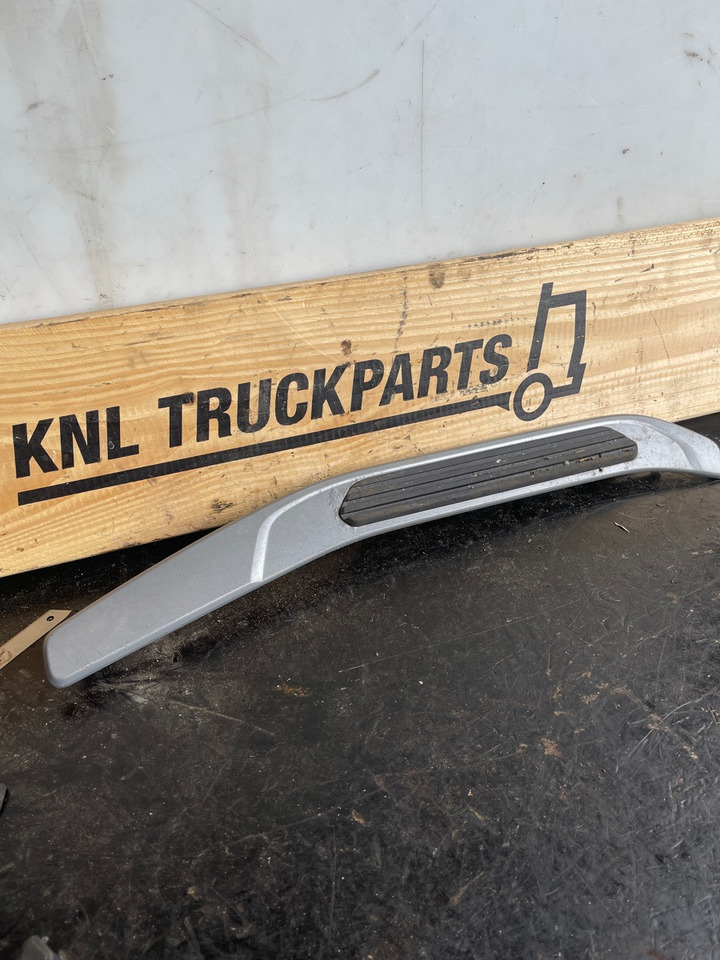 SCANIA PANEL 2095267 - 驾驶室和内部 适用于 卡车:图1 SCANIA PANEL 2095267 - 驾驶室和内部 适用于 卡车:图1