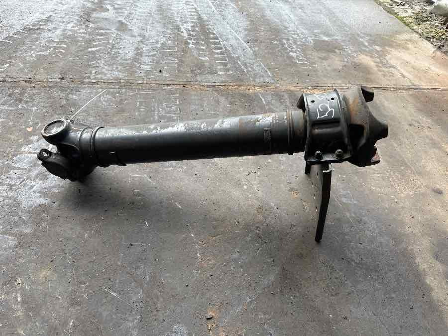 SCANIA PROPSHAFT 1759084 - 螺旋桨轴 适用于 卡车:图1 SCANIA PROPSHAFT 1759084 - 螺旋桨轴 适用于 卡车:图1
