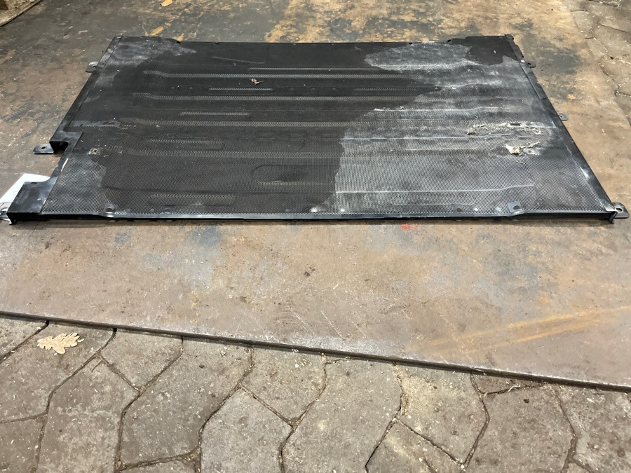 SCANIA RADIATOR MESH 2483246 - 冷却系统 适用于 卡车:图1 SCANIA RADIATOR MESH 2483246 - 冷却系统 适用于 卡车:图1