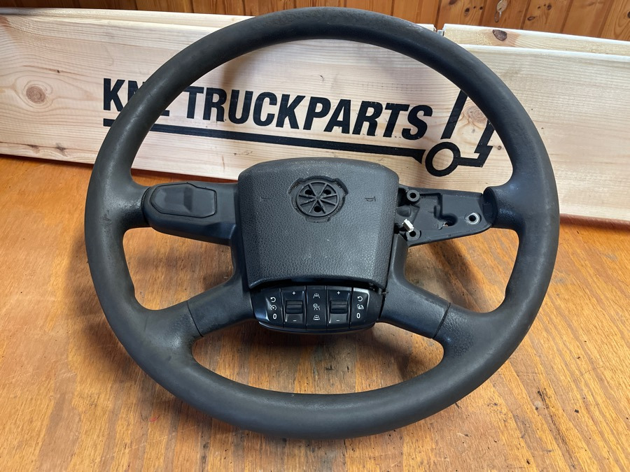 SCANIA STEERING WHEEL 2997855 - 驾驶室和内部 适用于 卡车:图1 SCANIA STEERING WHEEL 2997855 - 驾驶室和内部 适用于 卡车:图1