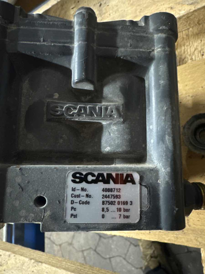 SCANIA V107 VALVE 2447593 - 制动阀 适用于 卡车:图2 SCANIA V107 VALVE 2447593 - 制动阀 适用于 卡车:图2