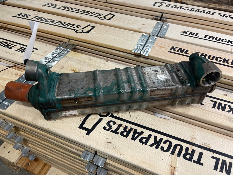 VOLVO EGR COOLER 22134241 - 发动机及其零件 适用于 卡车:图1 VOLVO EGR COOLER 22134241 - 发动机及其零件 适用于 卡车:图1