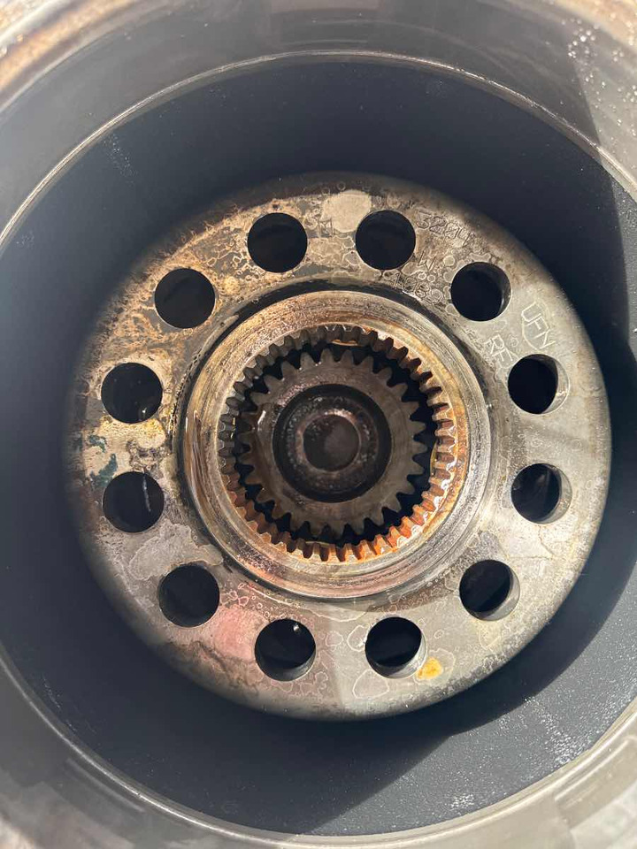 VOLVO HUBREDUCTION 21942659 - 轮毂 适用于 卡车:图3 VOLVO HUBREDUCTION 21942659 - 轮毂 适用于 卡车:图3