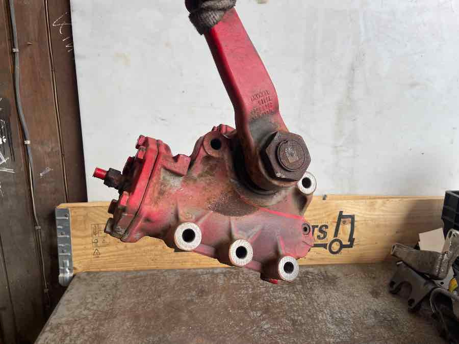 VOLVO STEERING GEAR 250351 - 转向系统 适用于 卡车:图2 VOLVO STEERING GEAR 250351 - 转向系统 适用于 卡车:图2