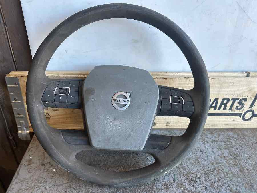 VOLVO STEERING WHEEL 84450863 - 转向系统 适用于 卡车:图1 VOLVO STEERING WHEEL 84450863 - 转向系统 适用于 卡车:图1