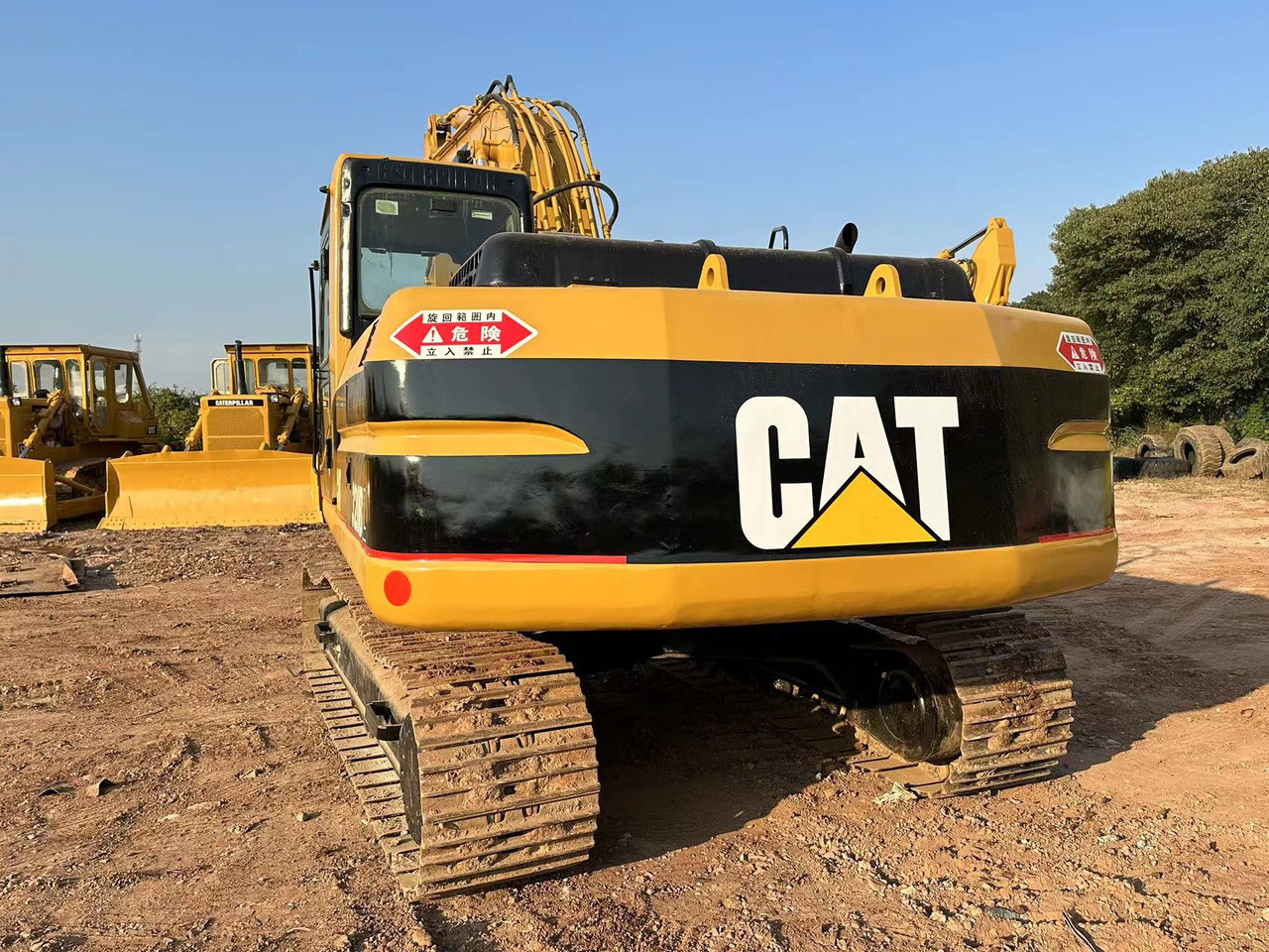 CAT 320B - 履带式挖掘机:图4 CAT 320B - 履带式挖掘机:图4