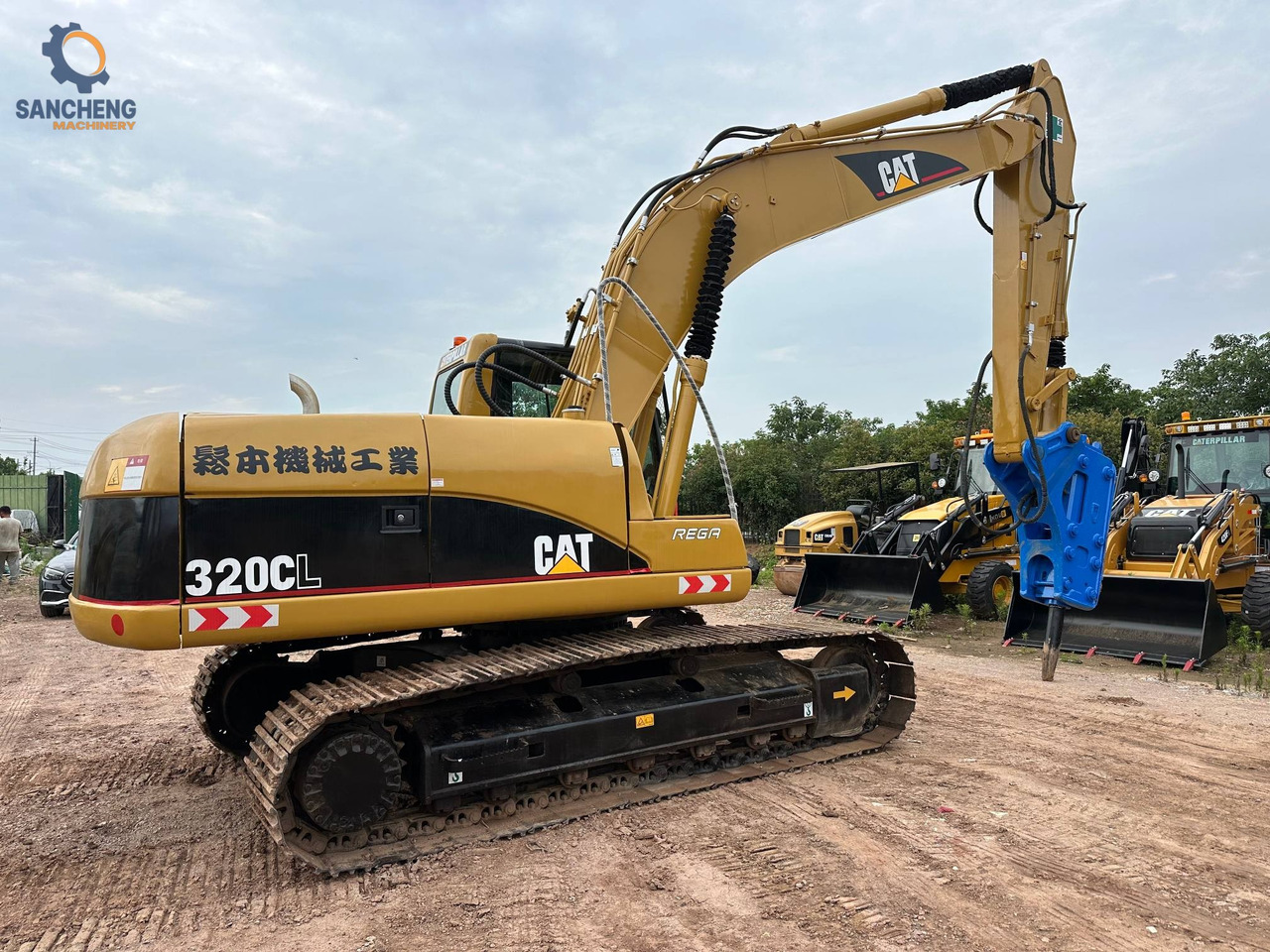 CAT 320CL - 履带式挖掘机:图1 CAT 320CL - 履带式挖掘机:图1
