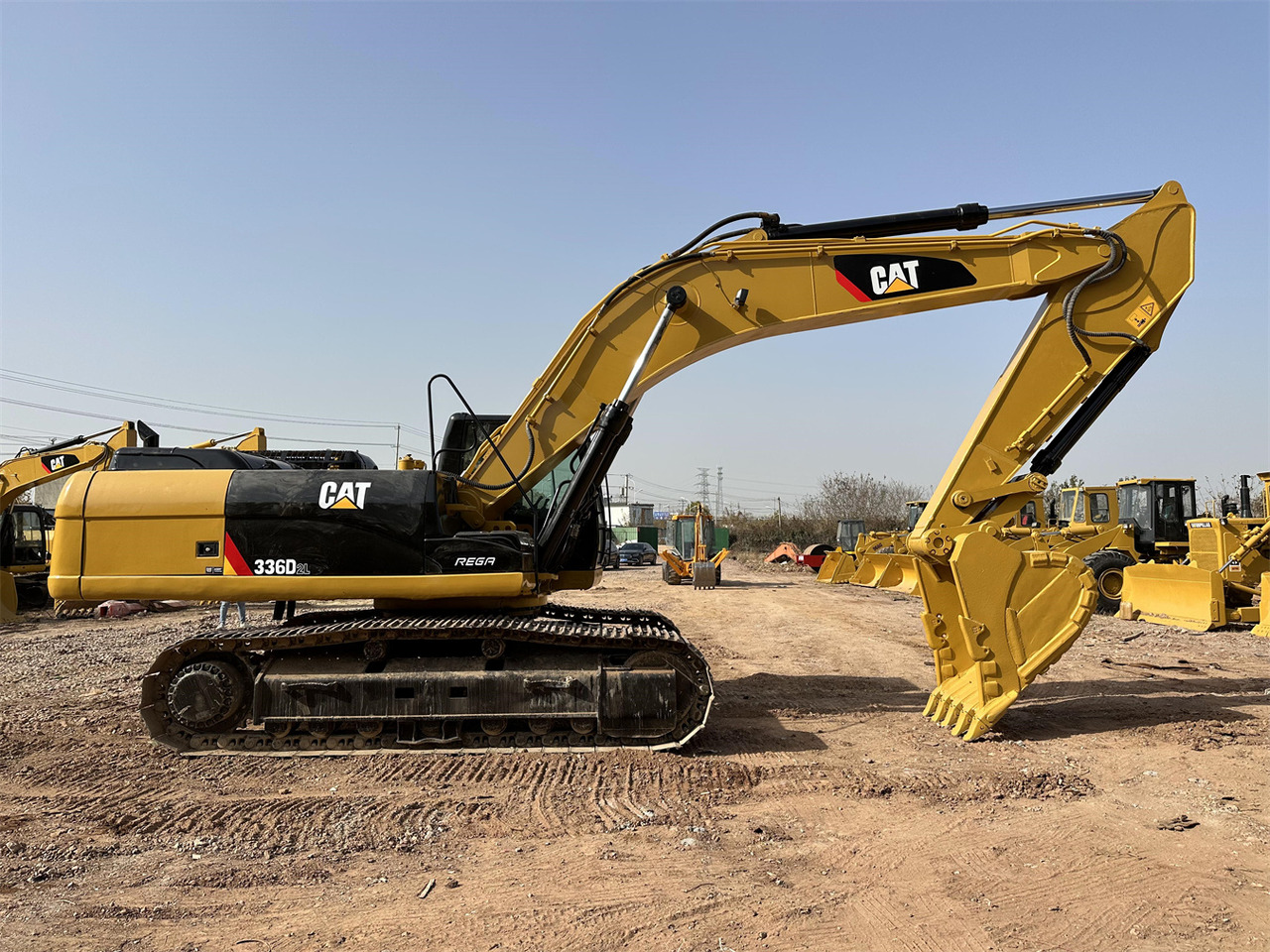 CAT 336D2L - 挖掘机:图1 CAT 336D2L - 挖掘机:图1