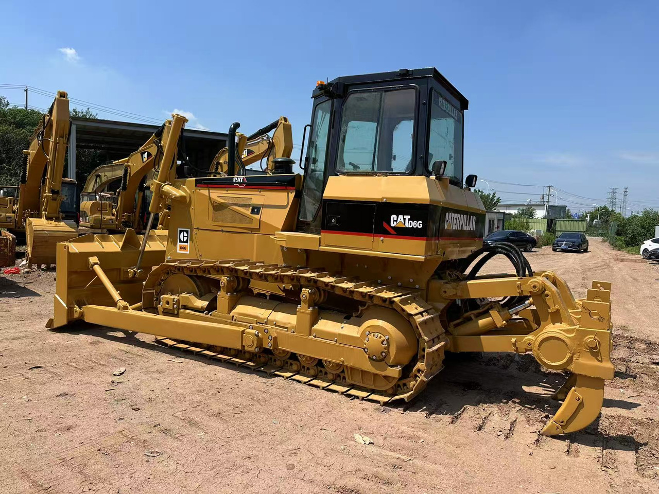 CAT D6G - 推土机:图1 CAT D6G - 推土机:图1