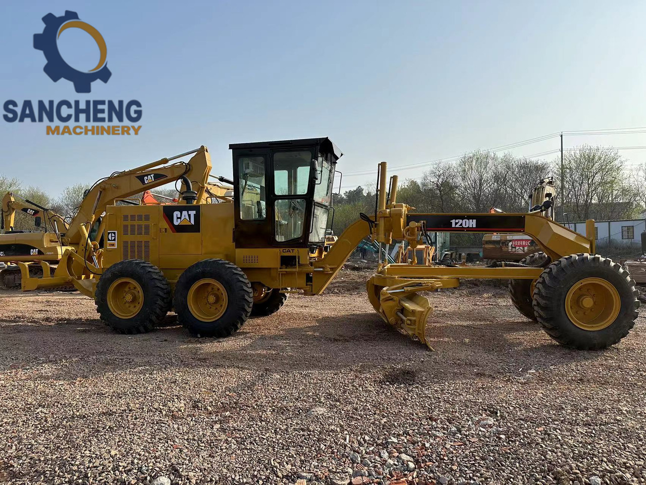CATERPILLAR 120H motor grader - 平路机:图2 CATERPILLAR 120H motor grader - 平路机:图2