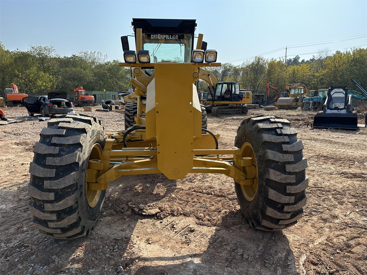 CATERPILLAR 140H - 平路机:图2 CATERPILLAR 140H - 平路机:图2