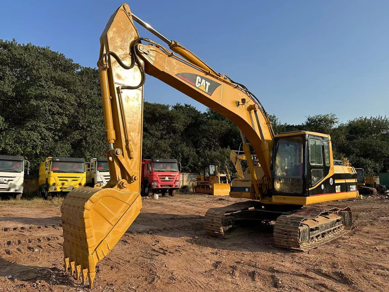 CATERPILLAR 320BL - 履带式挖掘机:图3 CATERPILLAR 320BL - 履带式挖掘机:图3
