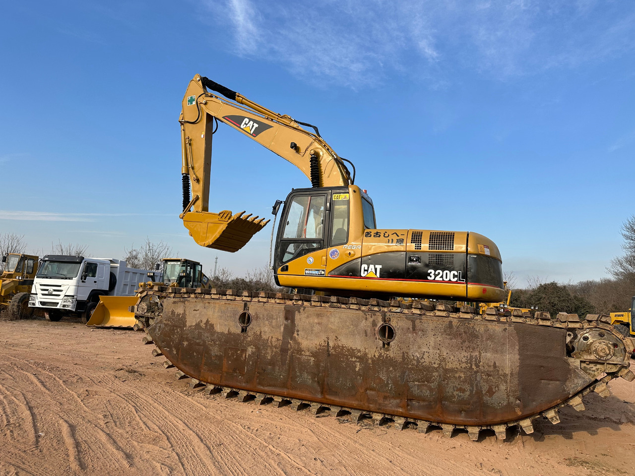 CATERPILLAR 320CL - 水陆两用挖掘机:图2 CATERPILLAR 320CL - 水陆两用挖掘机:图2