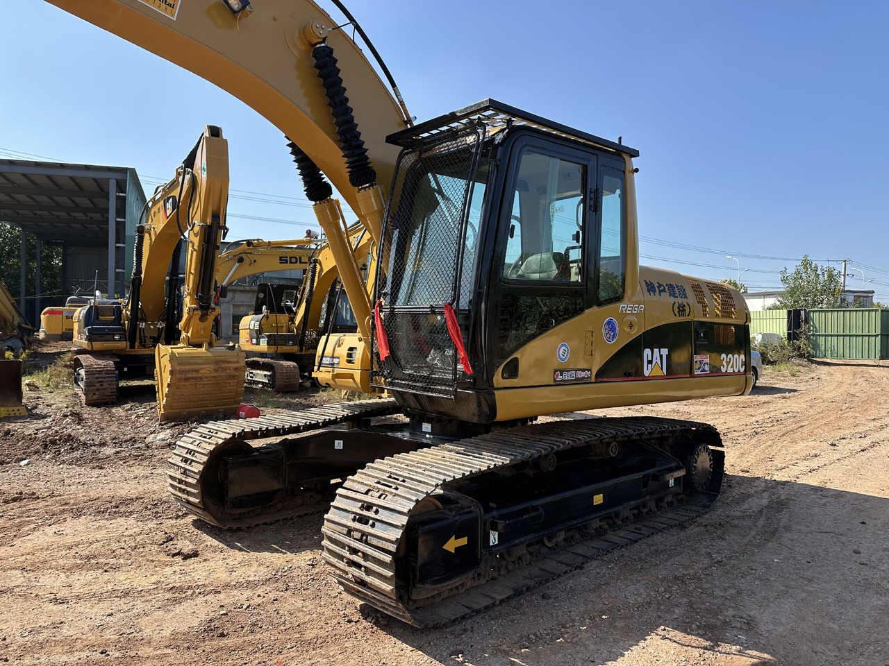 CATERPILLAR 320CL - 履带式挖掘机:图2 CATERPILLAR 320CL - 履带式挖掘机:图2