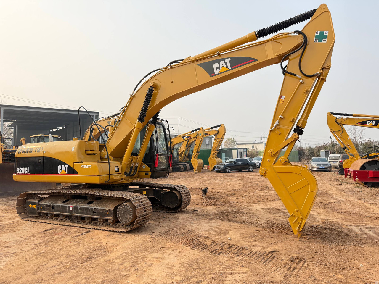 CATERPILLAR 320CL - 挖掘机:图4 CATERPILLAR 320CL - 挖掘机:图4