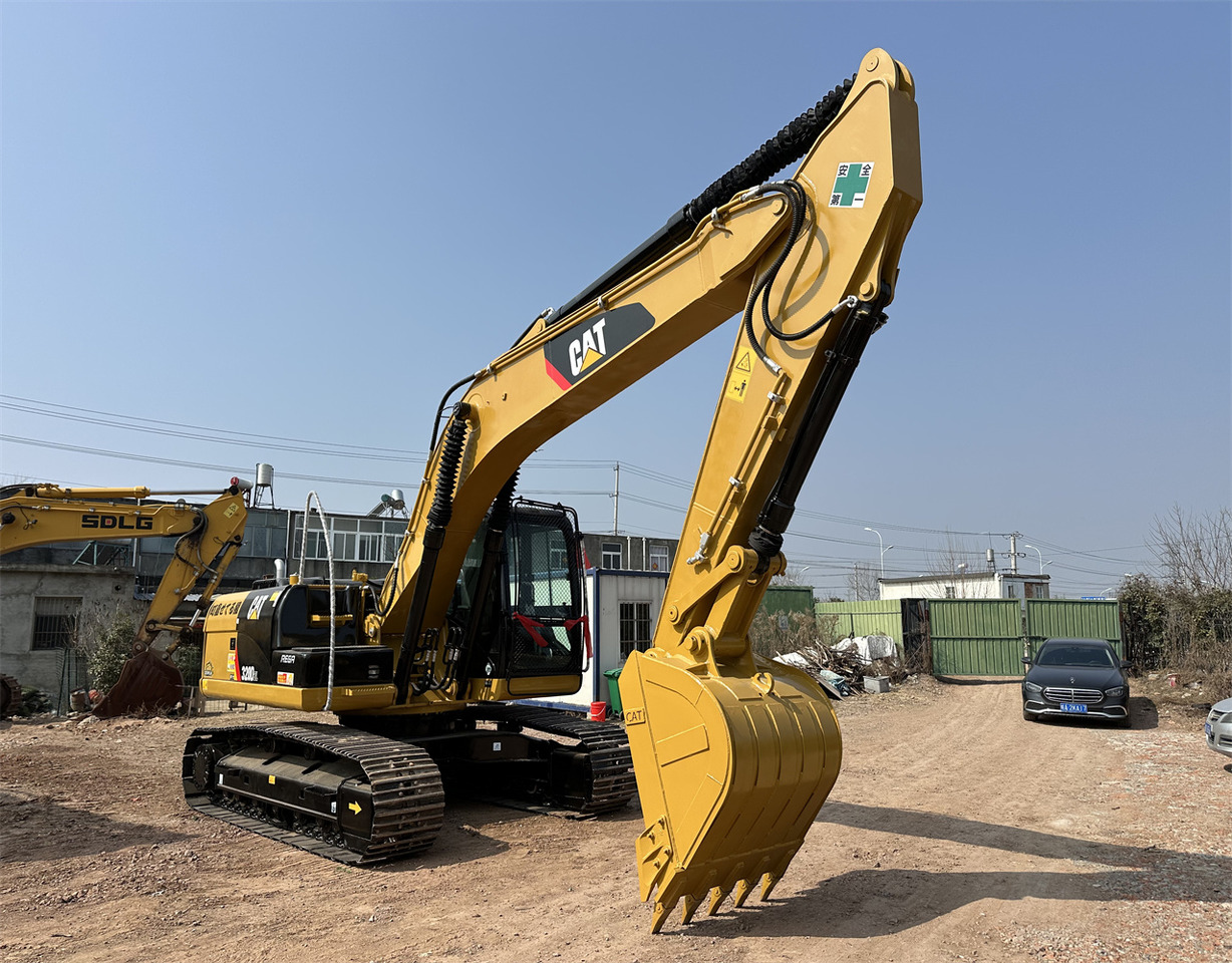 CATERPILLAR 320D2L - 履带式挖掘机:图3 CATERPILLAR 320D2L - 履带式挖掘机:图3