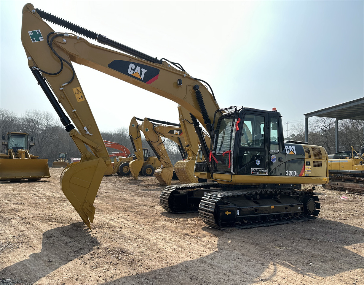 CATERPILLAR 320D2L - 履带式挖掘机:图4 CATERPILLAR 320D2L - 履带式挖掘机:图4