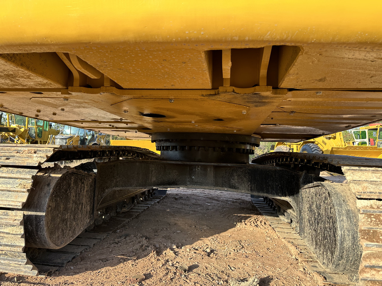 履带式挖掘机 CATERPILLAR 320DL：图8