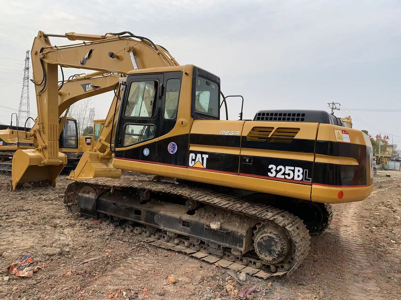 CATERPILLAR 325BL - 挖掘机:图5 CATERPILLAR 325BL - 挖掘机:图5