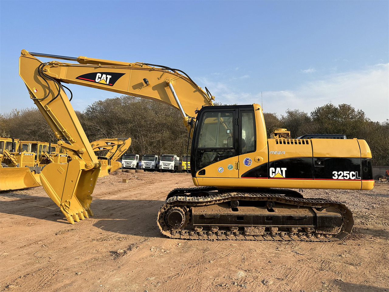 CATERPILLAR 325C - 履带式挖掘机:图1 CATERPILLAR 325C - 履带式挖掘机:图1