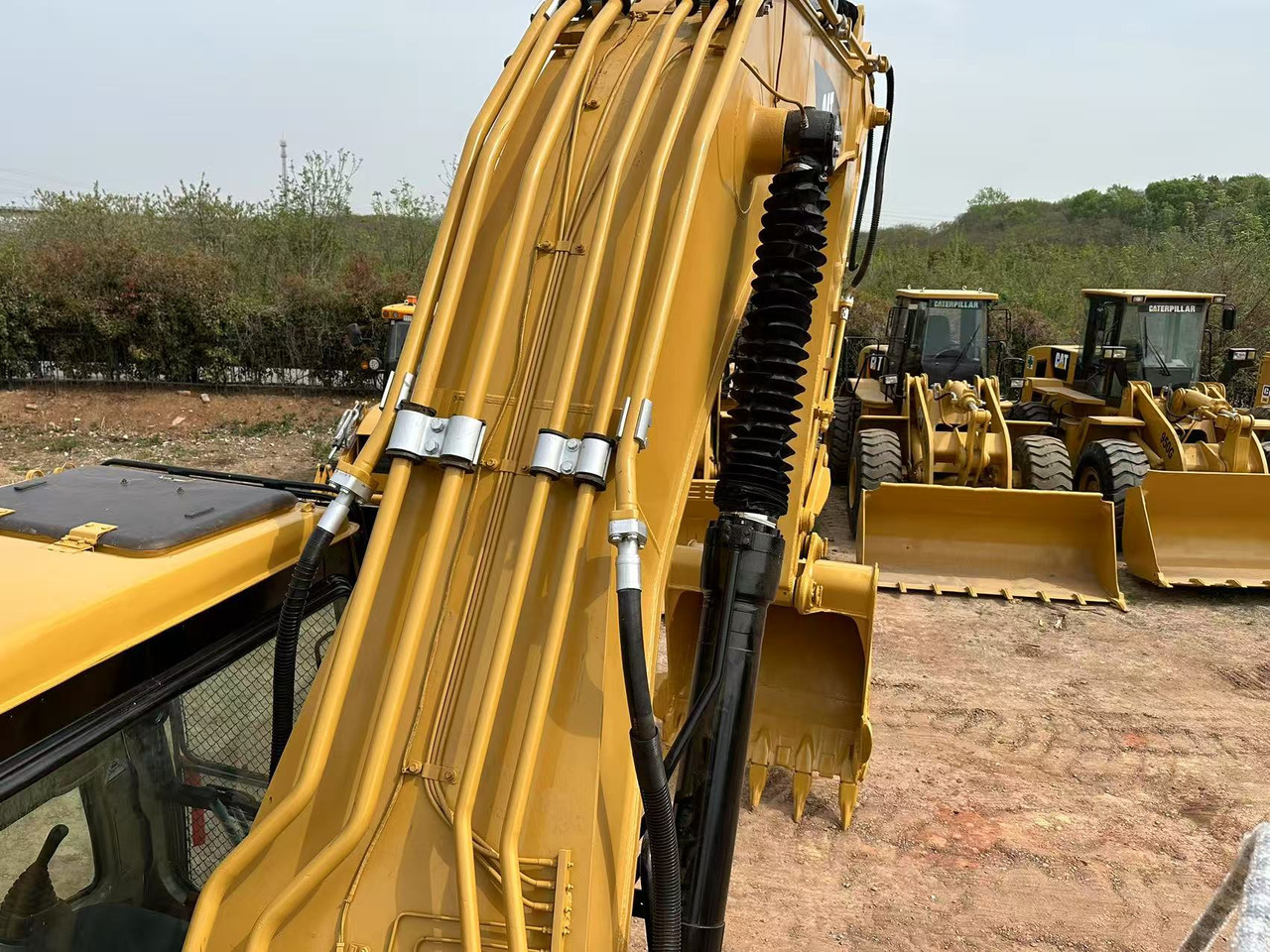 挖掘机 CATERPILLAR 330BL：图7