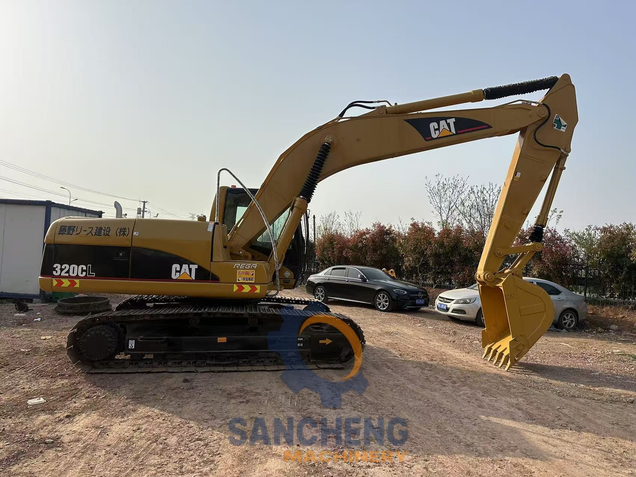 CATERPILLAR 330CL - 履带式挖掘机:图1 CATERPILLAR 330CL - 履带式挖掘机:图1