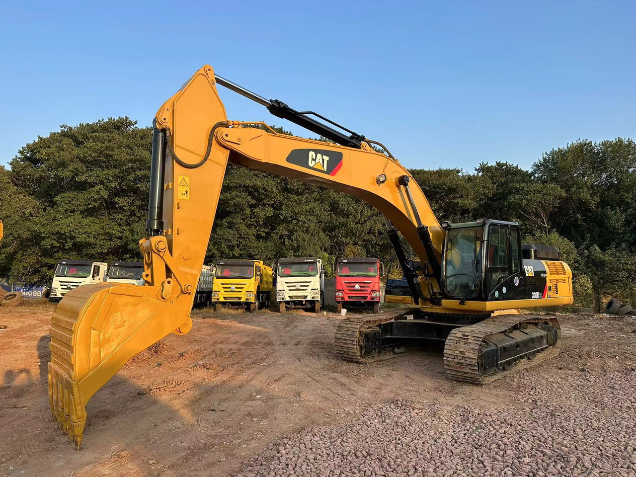 CATERPILLAR 330D2L excavator - 履带式挖掘机:图1 CATERPILLAR 330D2L excavator - 履带式挖掘机:图1