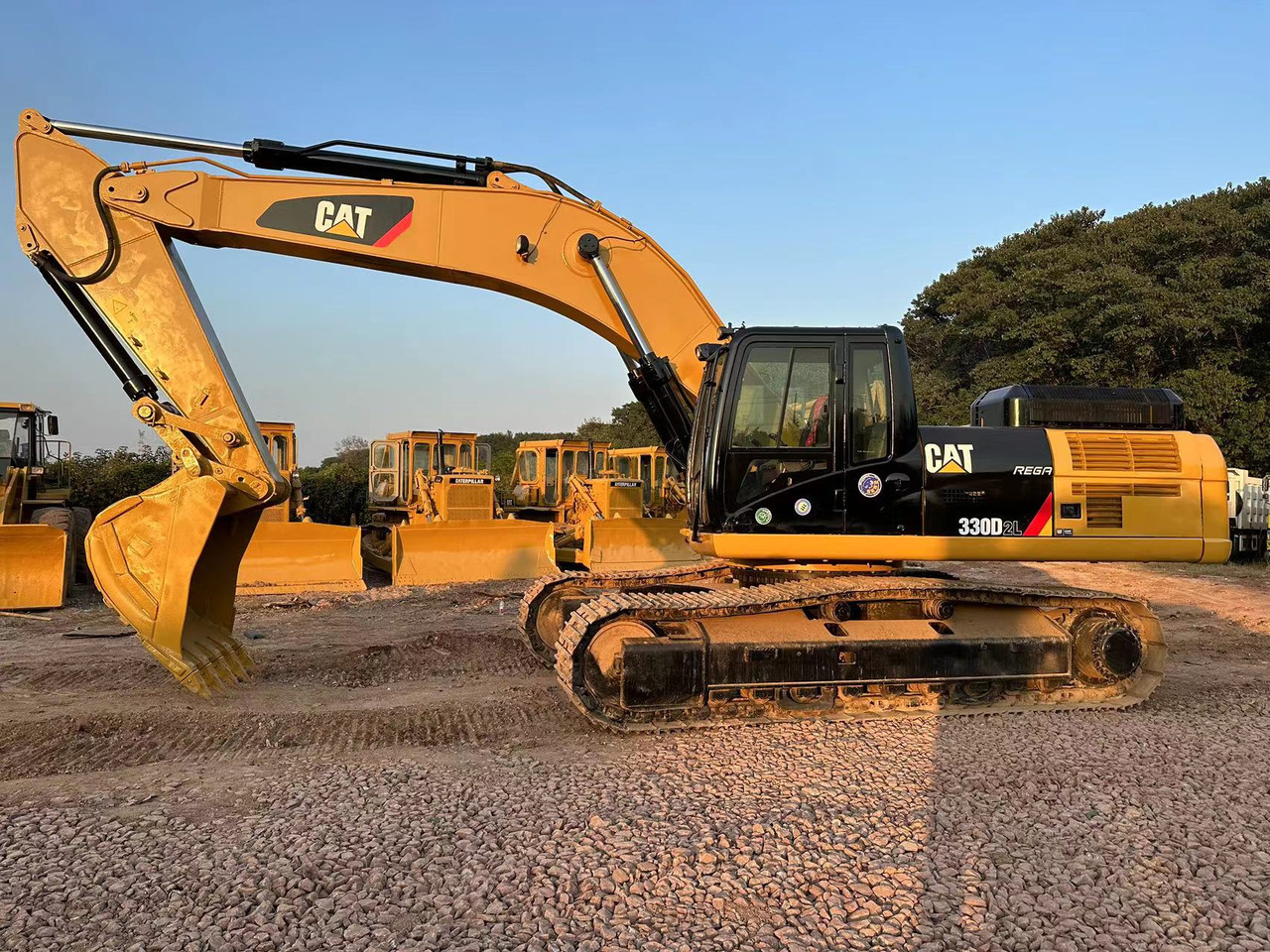 CATERPILLAR 330D - 履带式挖掘机:图1 CATERPILLAR 330D - 履带式挖掘机:图1