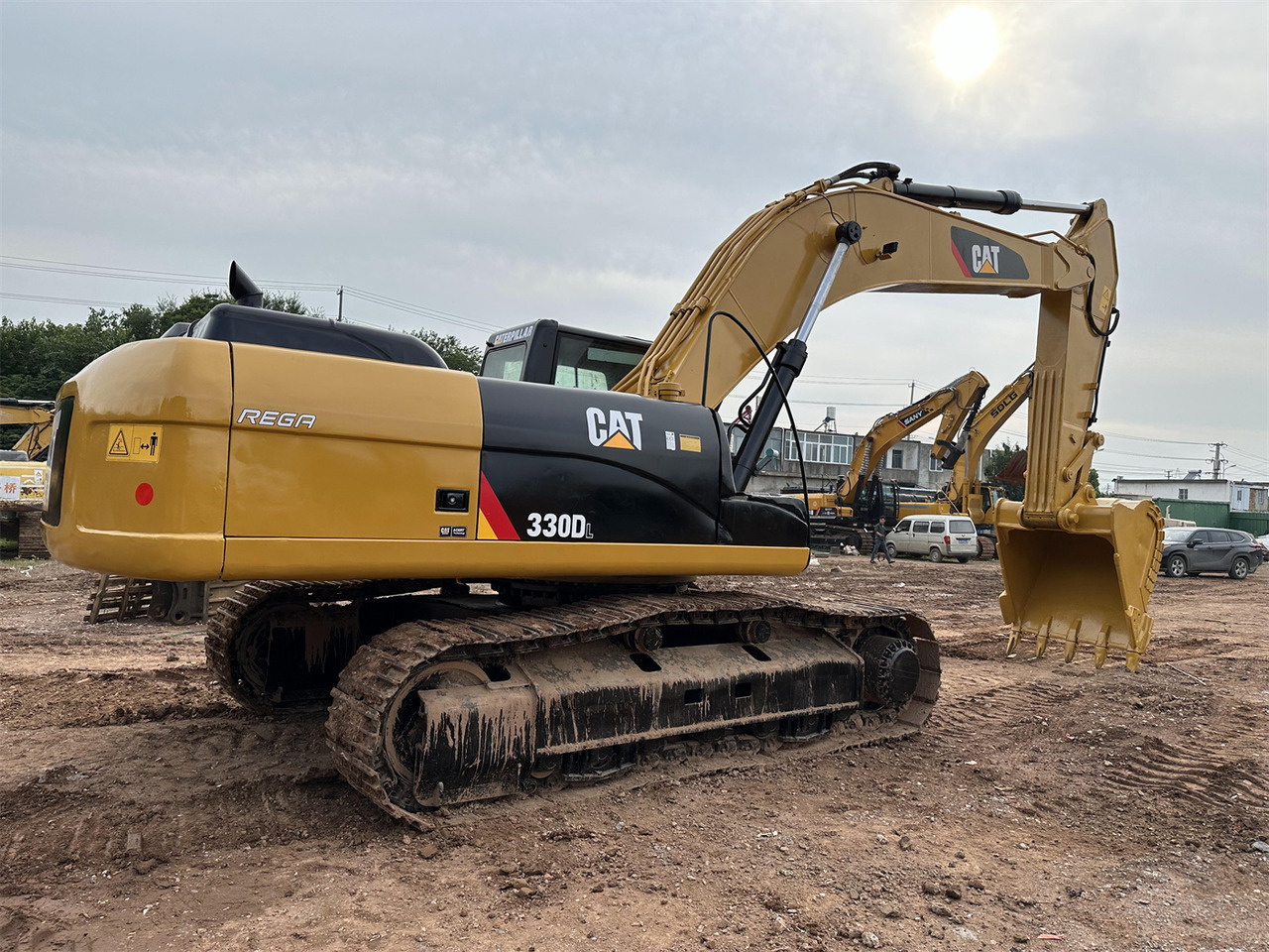 CATERPILLAR 330D - 履带式挖掘机:图1 CATERPILLAR 330D - 履带式挖掘机:图1
