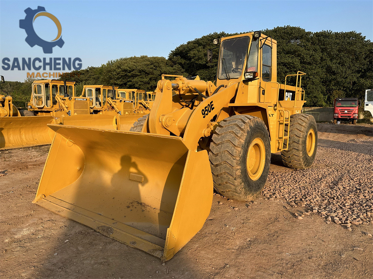 CATERPILLAR 950E - 轮式装载机:图2 CATERPILLAR 950E - 轮式装载机:图2
