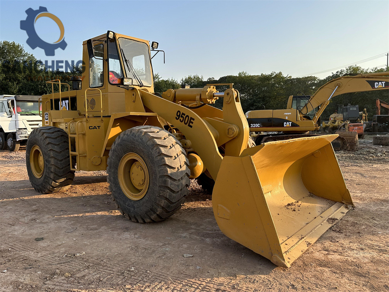 CATERPILLAR 950E - 轮式装载机:图1 CATERPILLAR 950E - 轮式装载机:图1