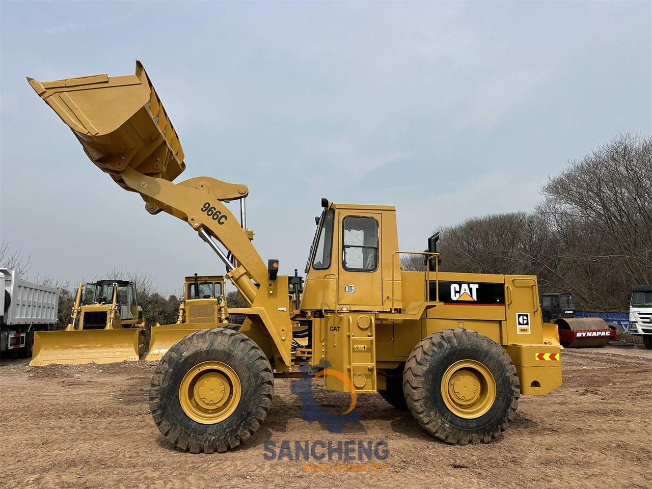 CATERPILLAR 966C - 轮式装载机:图2 CATERPILLAR 966C - 轮式装载机:图2