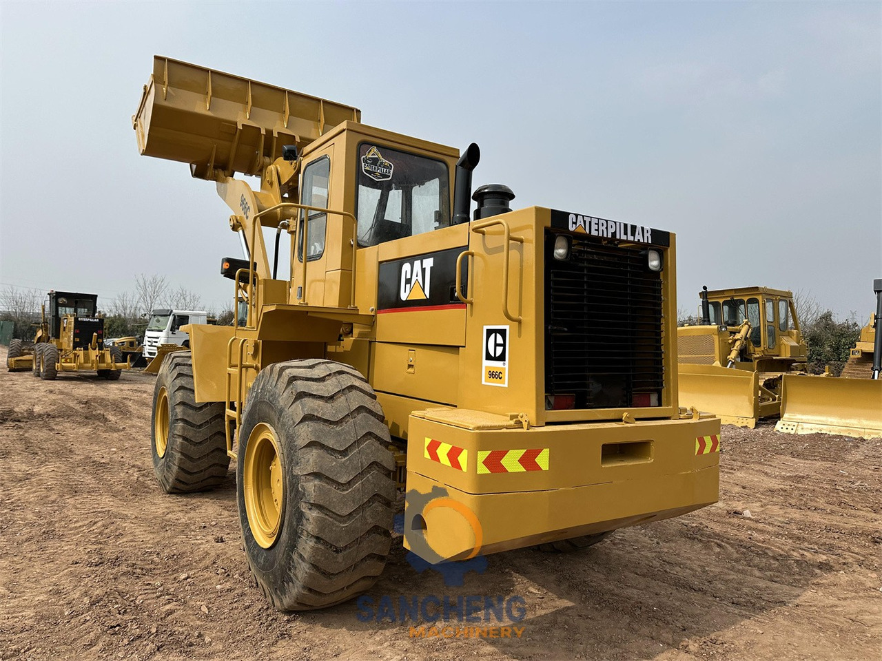 CATERPILLAR 966C - 轮式装载机:图4 CATERPILLAR 966C - 轮式装载机:图4