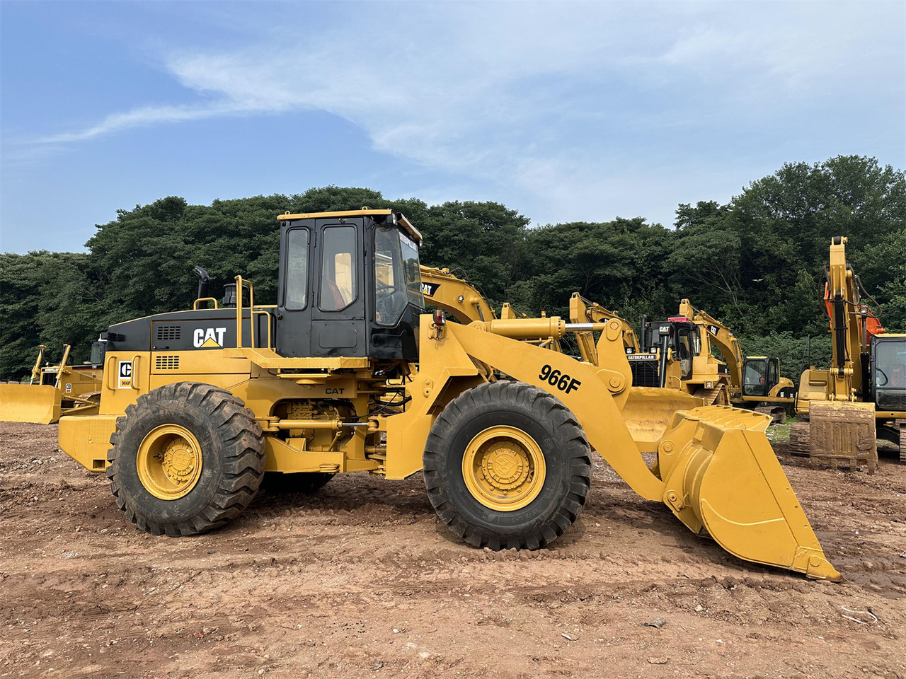 CATERPILLAR 966F - 轮式装载机:图2 CATERPILLAR 966F - 轮式装载机:图2