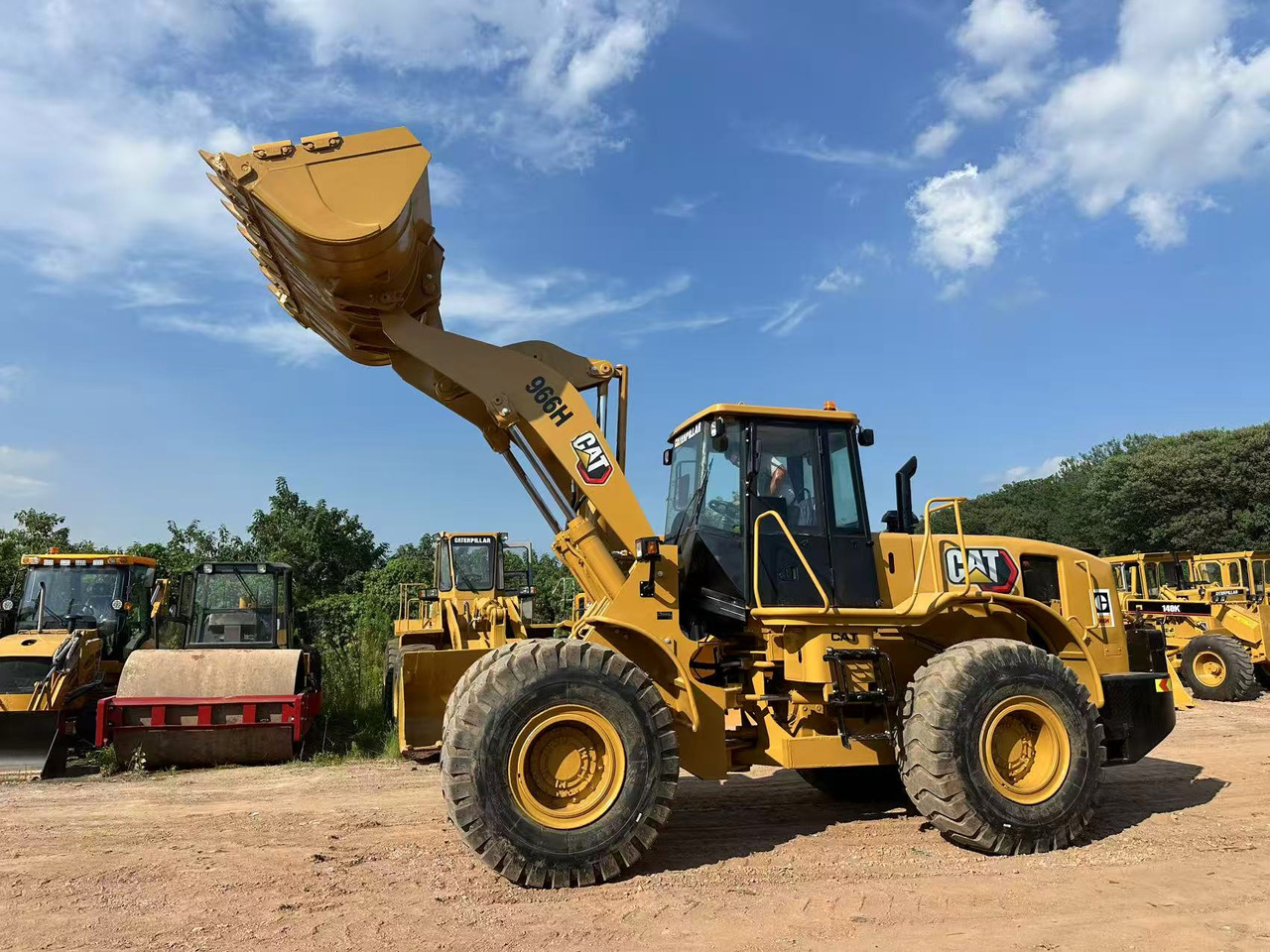 CATERPILLAR 966H - 轮式装载机:图1 CATERPILLAR 966H - 轮式装载机:图1