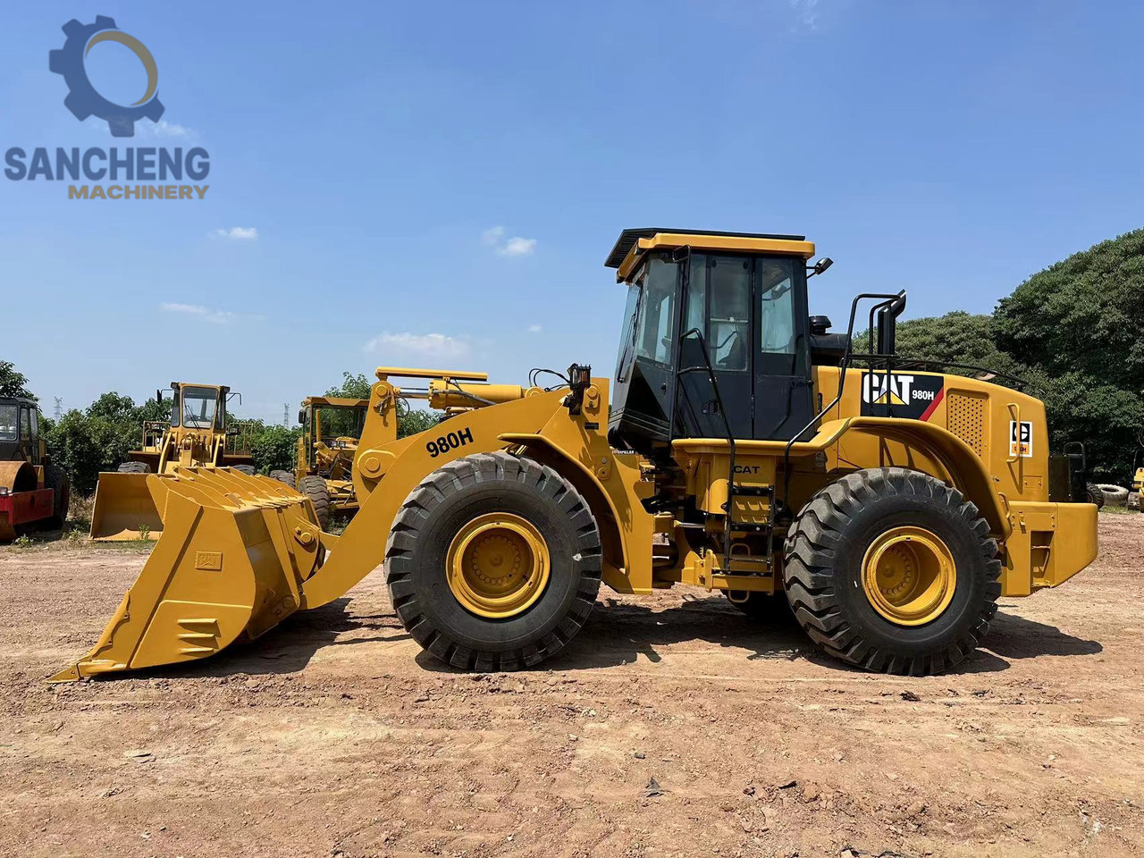 CATERPILLAR 980H - 轮式装载机:图1 CATERPILLAR 980H - 轮式装载机:图1
