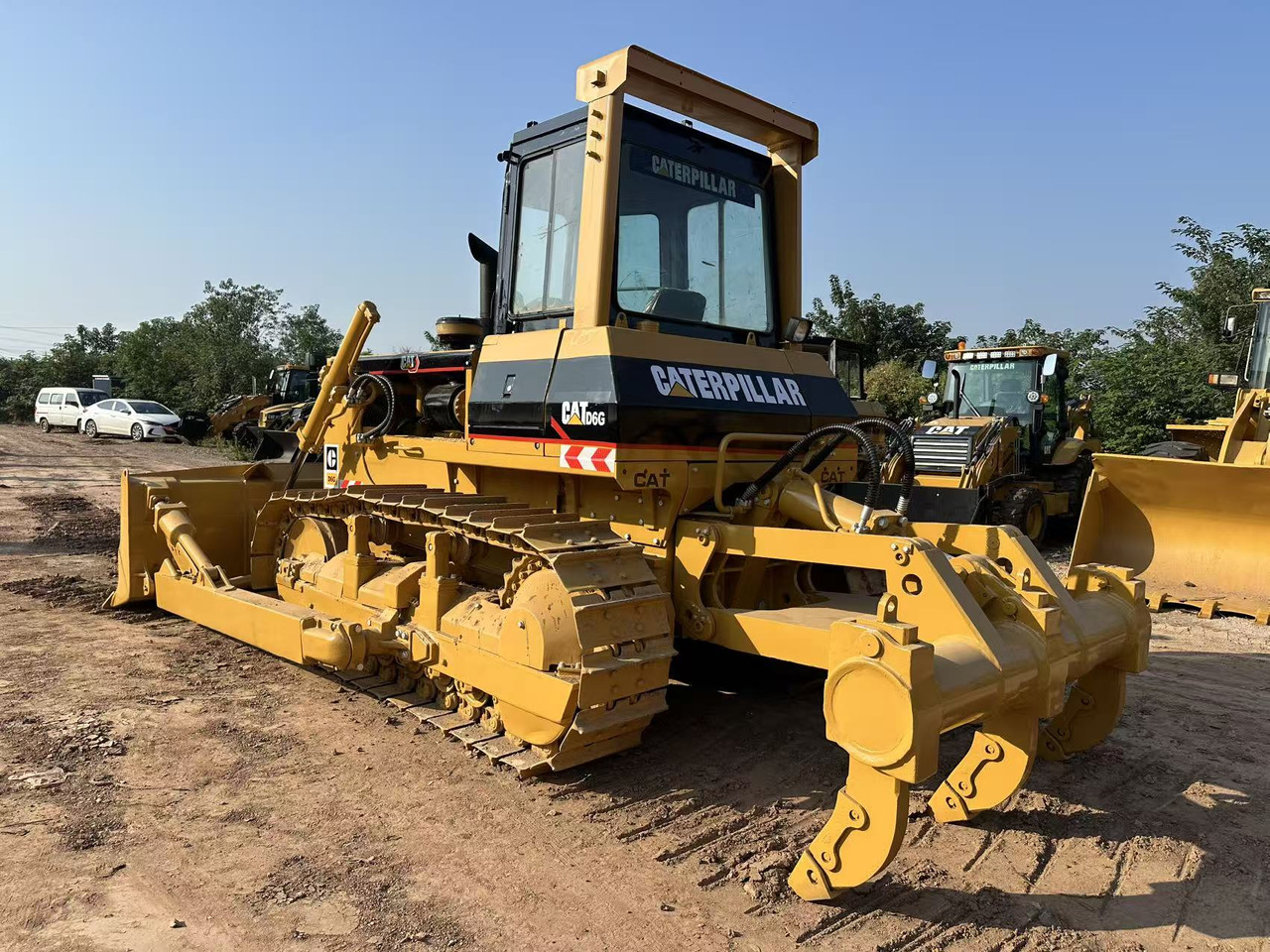 CATERPILLAR D6G - 推土机:图1 CATERPILLAR D6G - 推土机:图1