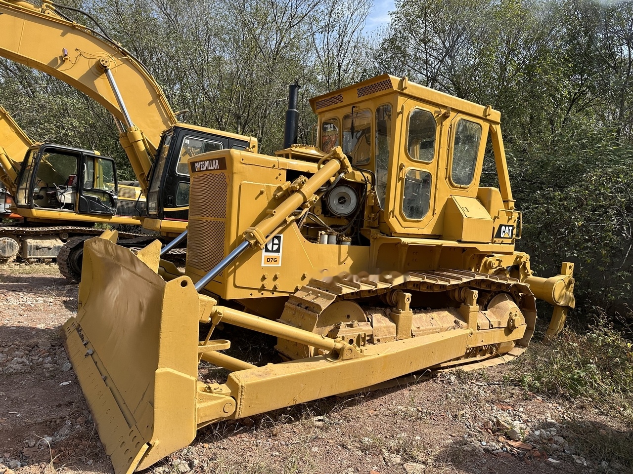 CATERPILLAR D7G - 推土机:图1 CATERPILLAR D7G - 推土机:图1