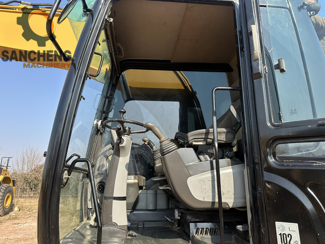 轮式挖掘机 CATERPILLAR M320D2：图12