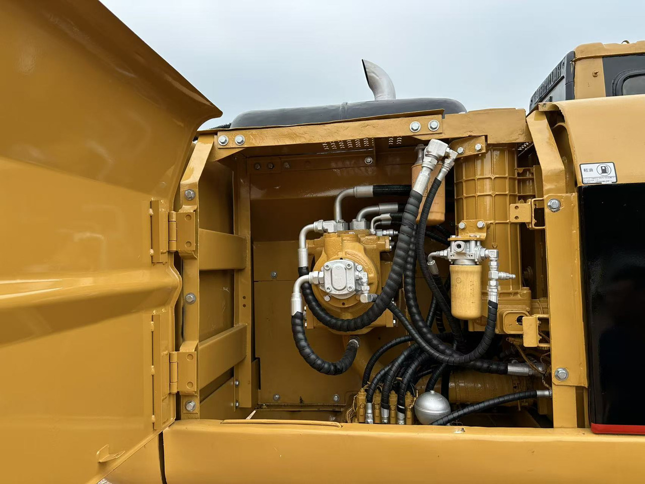 Caterpillar 320BL excavator - 挖掘机:图5 Caterpillar 320BL excavator - 挖掘机:图5