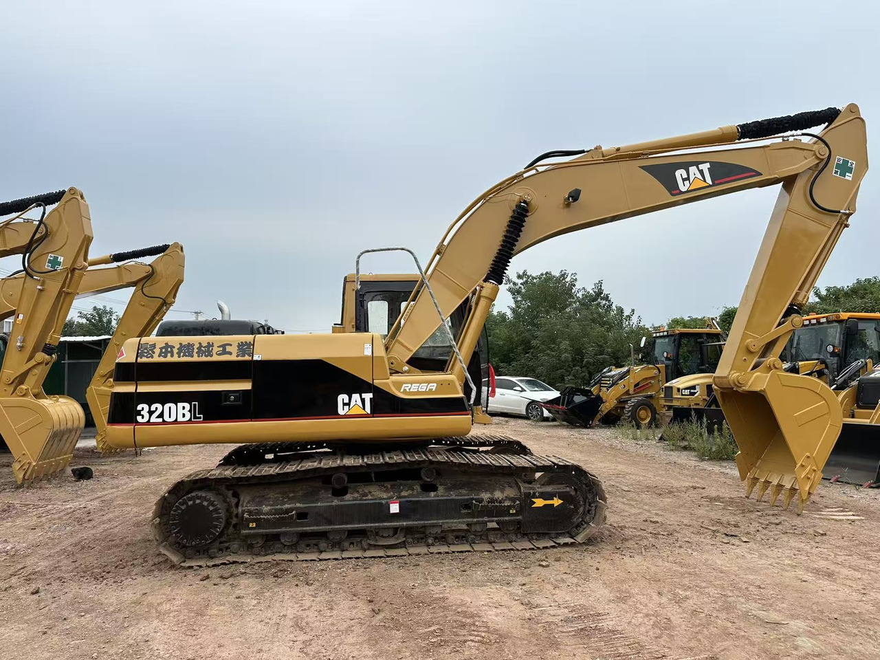 Caterpillar 320BL excavator - 挖掘机:图2 Caterpillar 320BL excavator - 挖掘机:图2